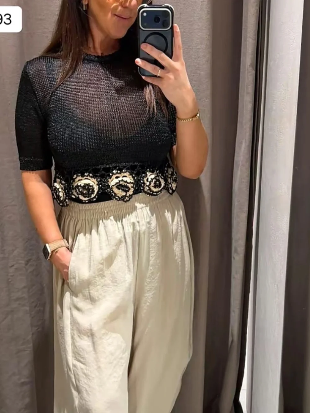 Zara round neck